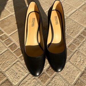 Michael Kors, black leather pumps, size 7.5